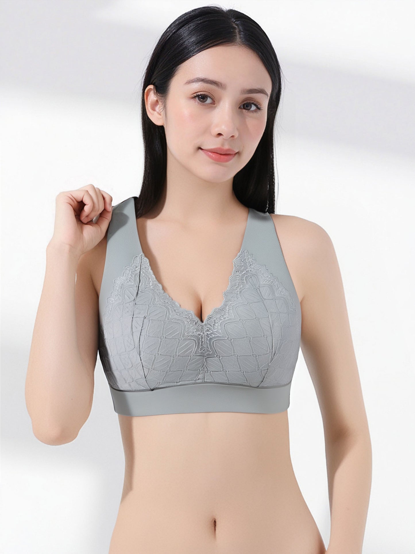Seamless Laced Push-Up Bra