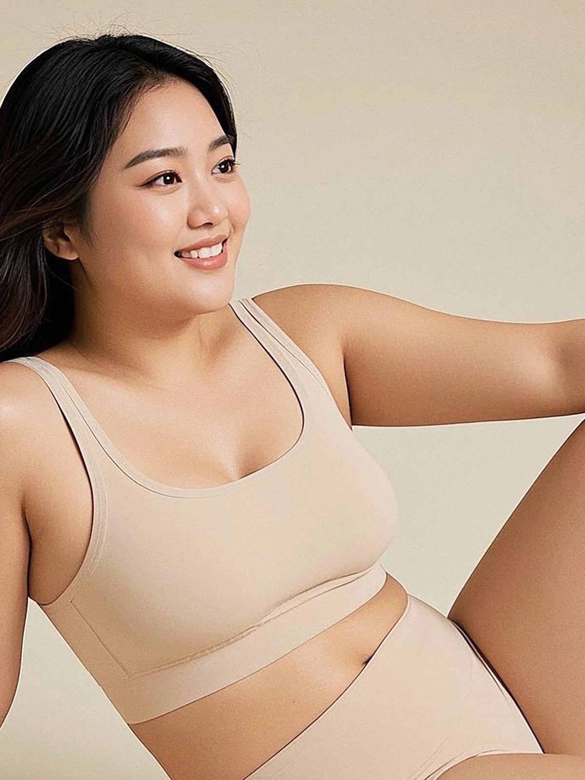 AmpliCurve Wire-Free Sports Bra